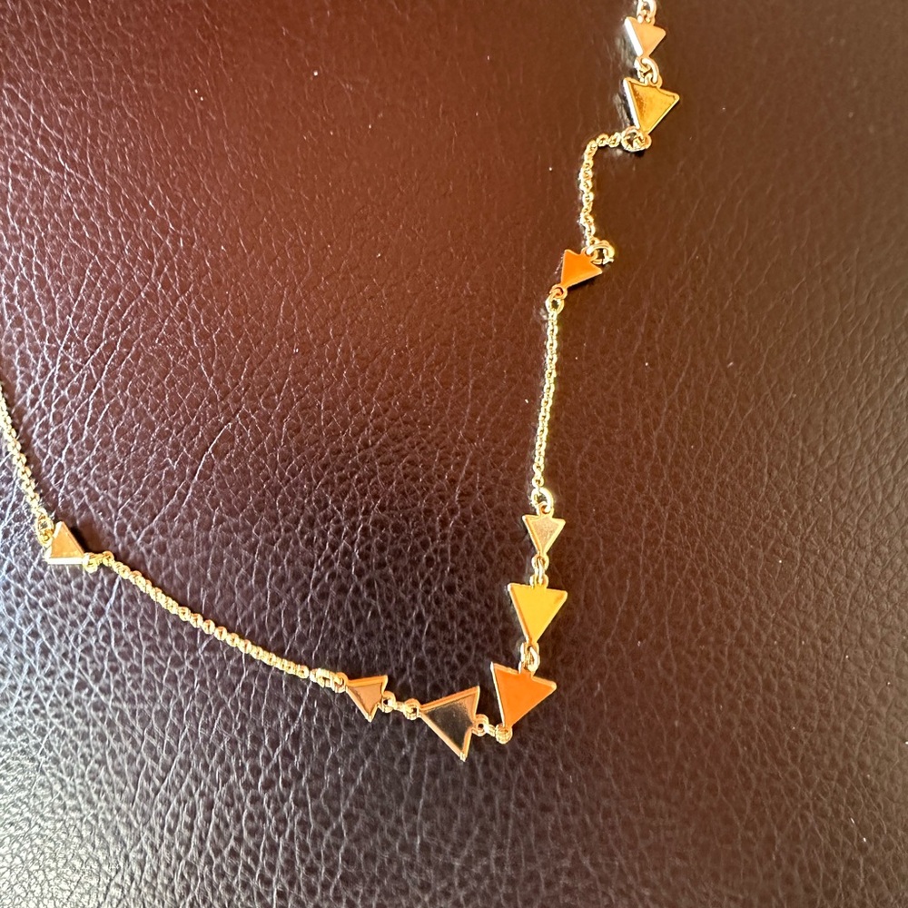 Stella & Dot gold triangle necklace - Picture 2 of 5